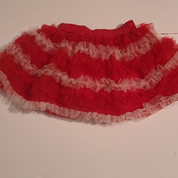 Red Tutu - Picture 4 of 4